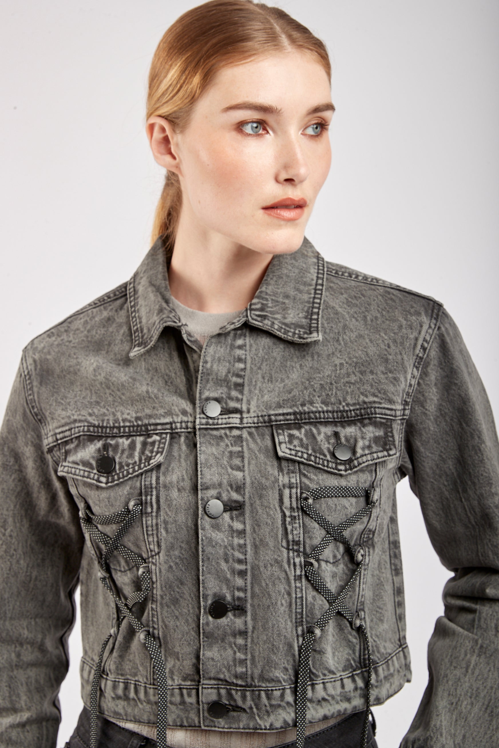 Jean Detail Lacet&#39;s jacket - Julissa