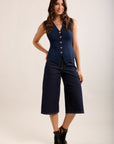Raw blue low-rise Bermuda shorts