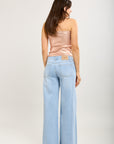 Pantalón ancho Toxik3 en denim elástico con botones decorados
