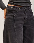 Toxik3 Stretch-Denim-Ballon-Jeanshose mit Knöpfen in der Taille