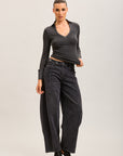 Toxik3 Stretch-Denim-Ballon-Jeanshose mit Knöpfen in der Taille