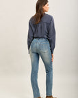 Toxik3 gewaschene, gerade Jeans mit Büffel-Stickmustern