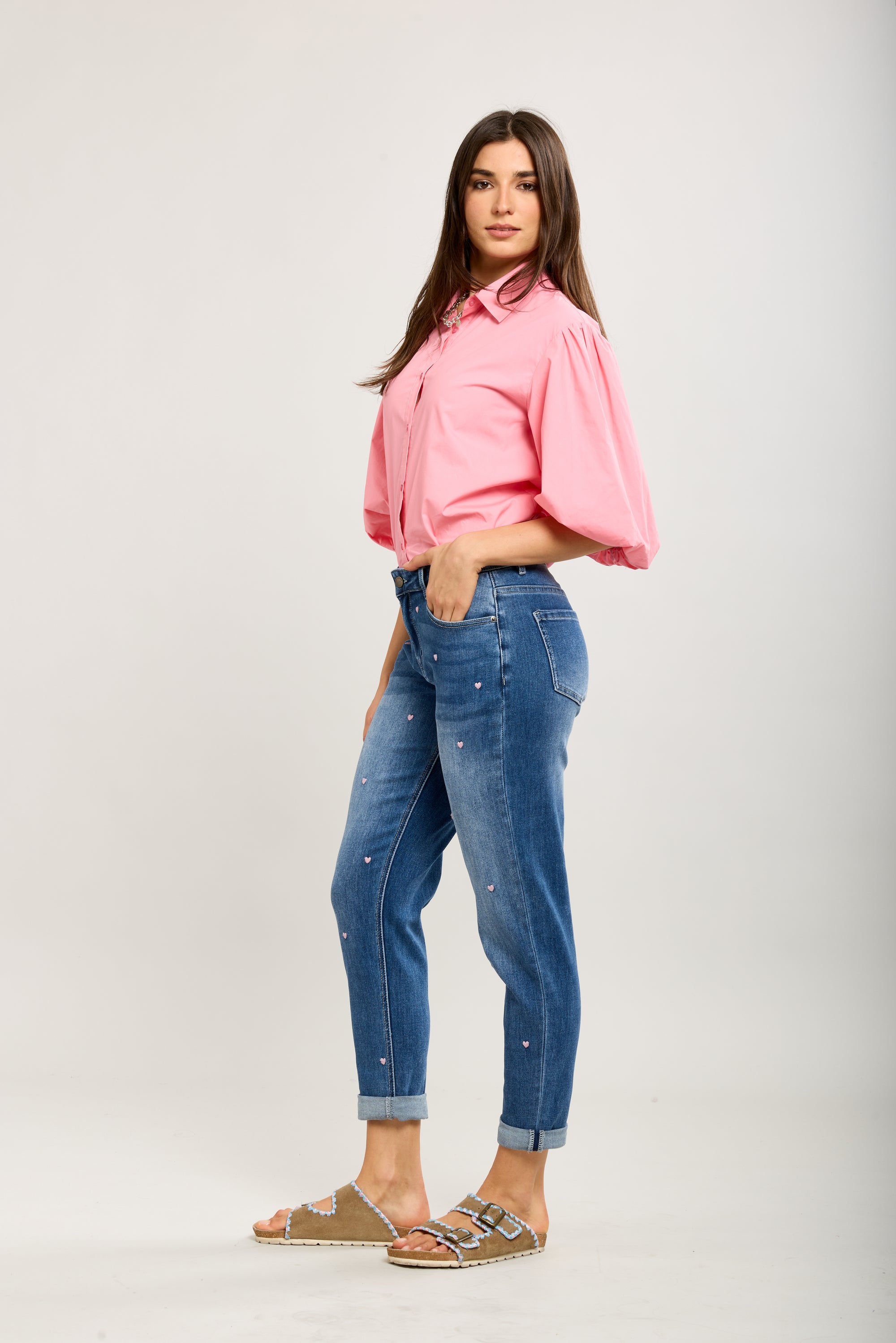 Toxik3 hoch taillierte Jungen-Jeanshose aus Lyocell-Denim mit gestickten Herzmustern