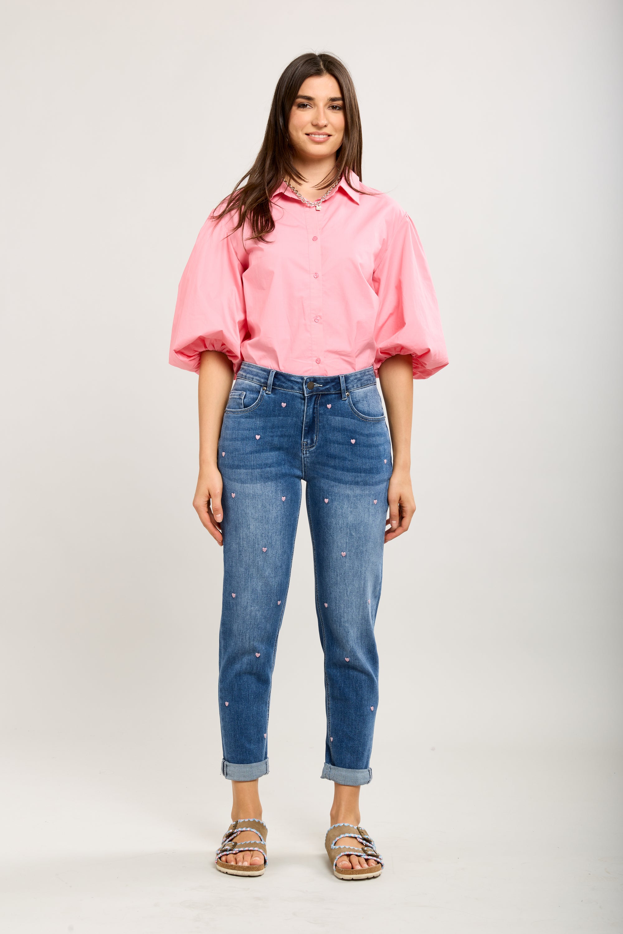 Toxik3 hoch taillierte Jungen-Jeanshose aus Lyocell-Denim mit gestickten Herzmustern