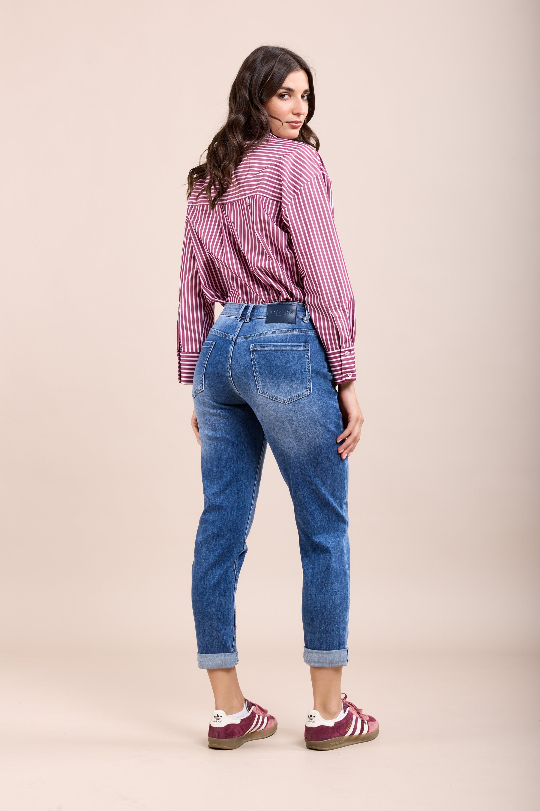 Toxik3 jean boy stretch délavé brodés coeur à revers