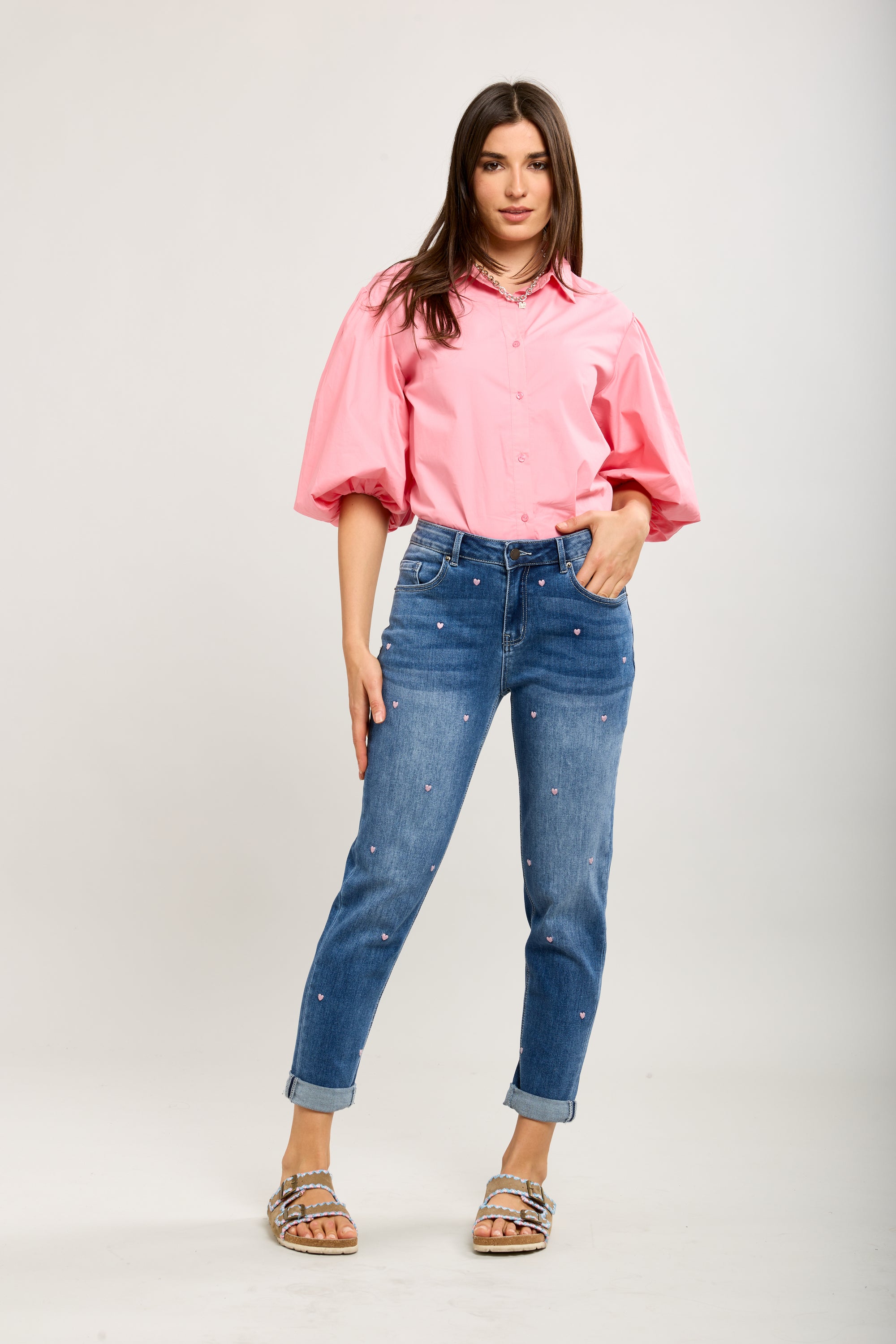 Toxik3 hoch taillierte Jungen-Jeanshose aus Lyocell-Denim mit gestickten Herzmustern