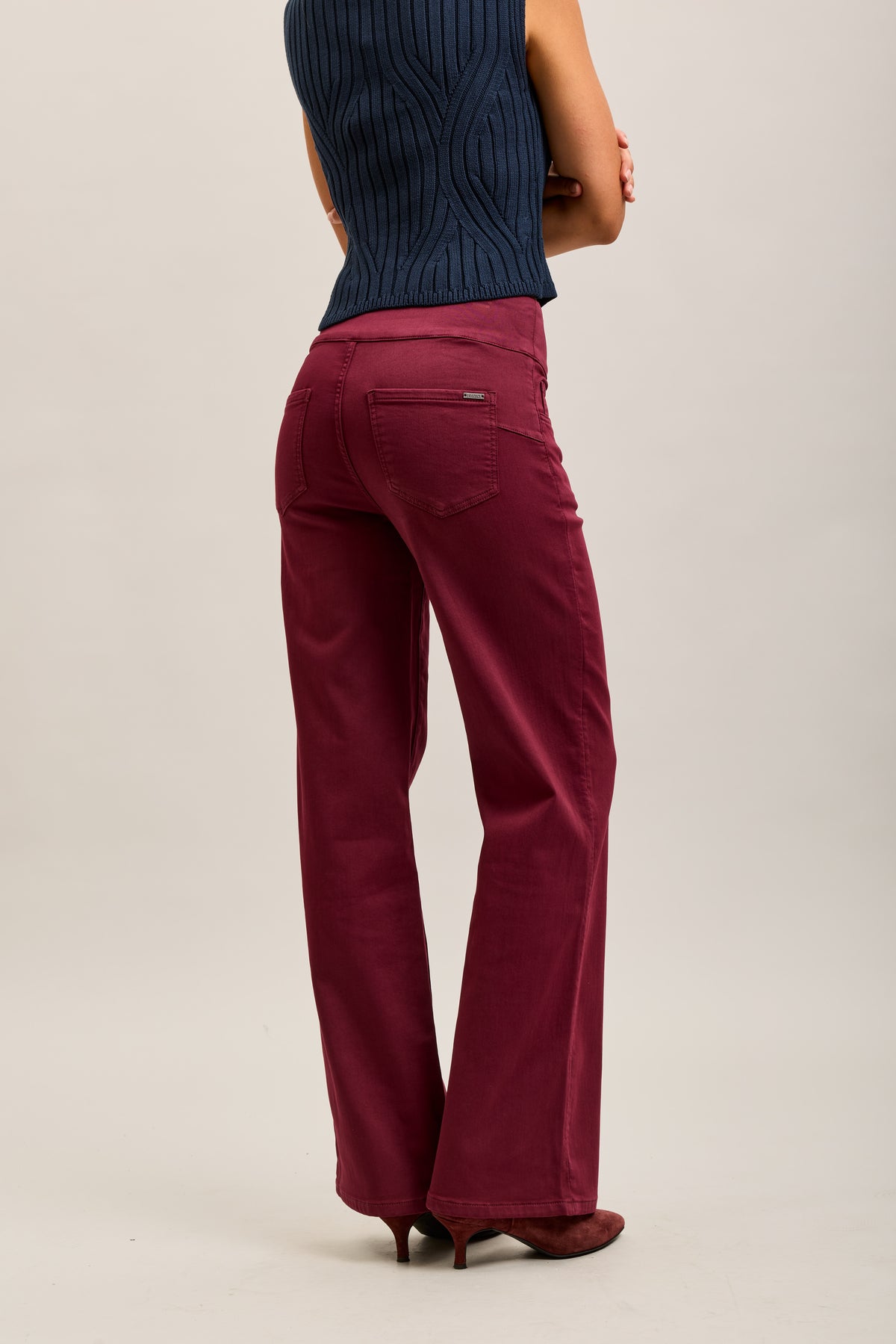 Pantalones jogger Toxik3 de denim elástico Tamaño alto tirón