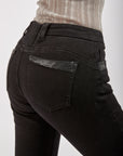 Pantalla de lentejuelas detalladas de pantalones - Juju