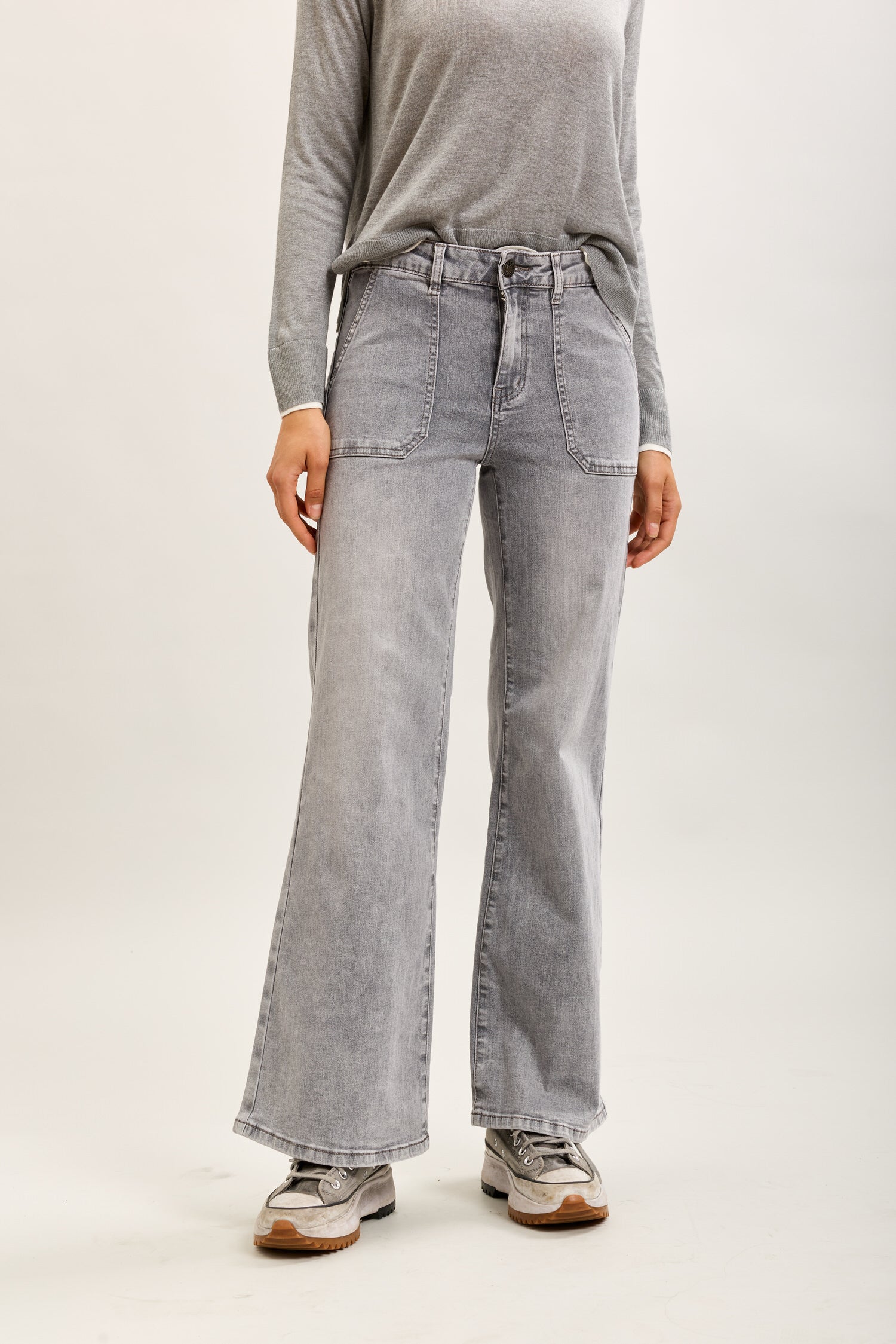 Toxik3 wide stretch denim pants with carpenter pockets