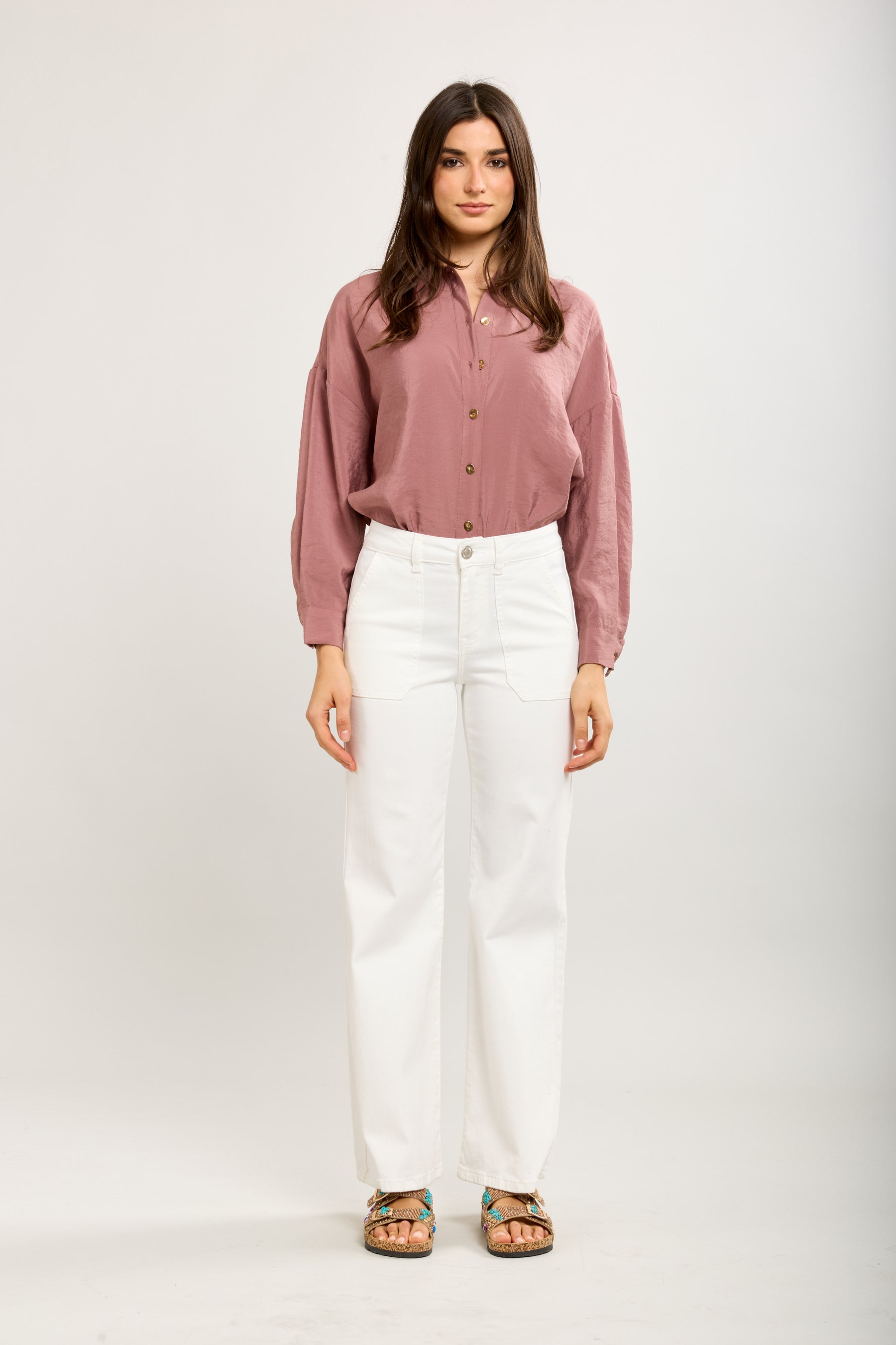 Vaqueros acampanados elásticos Toxik3 con bolsillos grandes