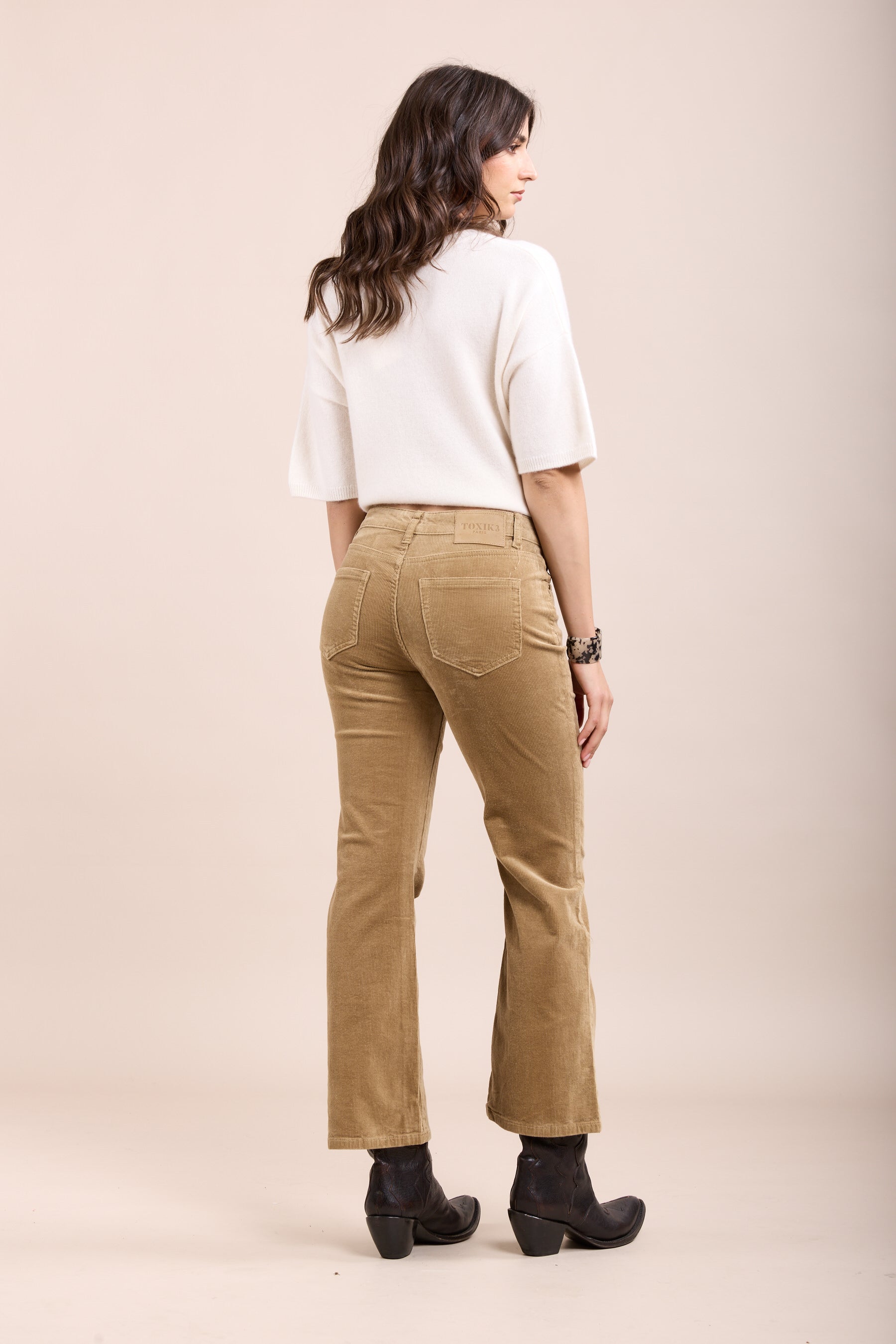 Toxik3 Bootcut-Hose aus Stretch-Velours