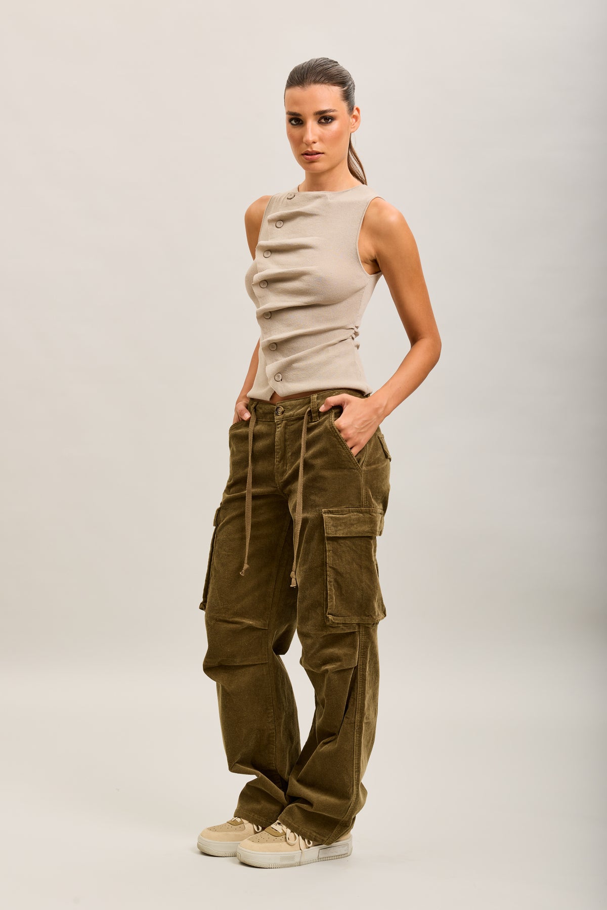 Toxik3 pantalones cargo milrayas anchos de terciopelo