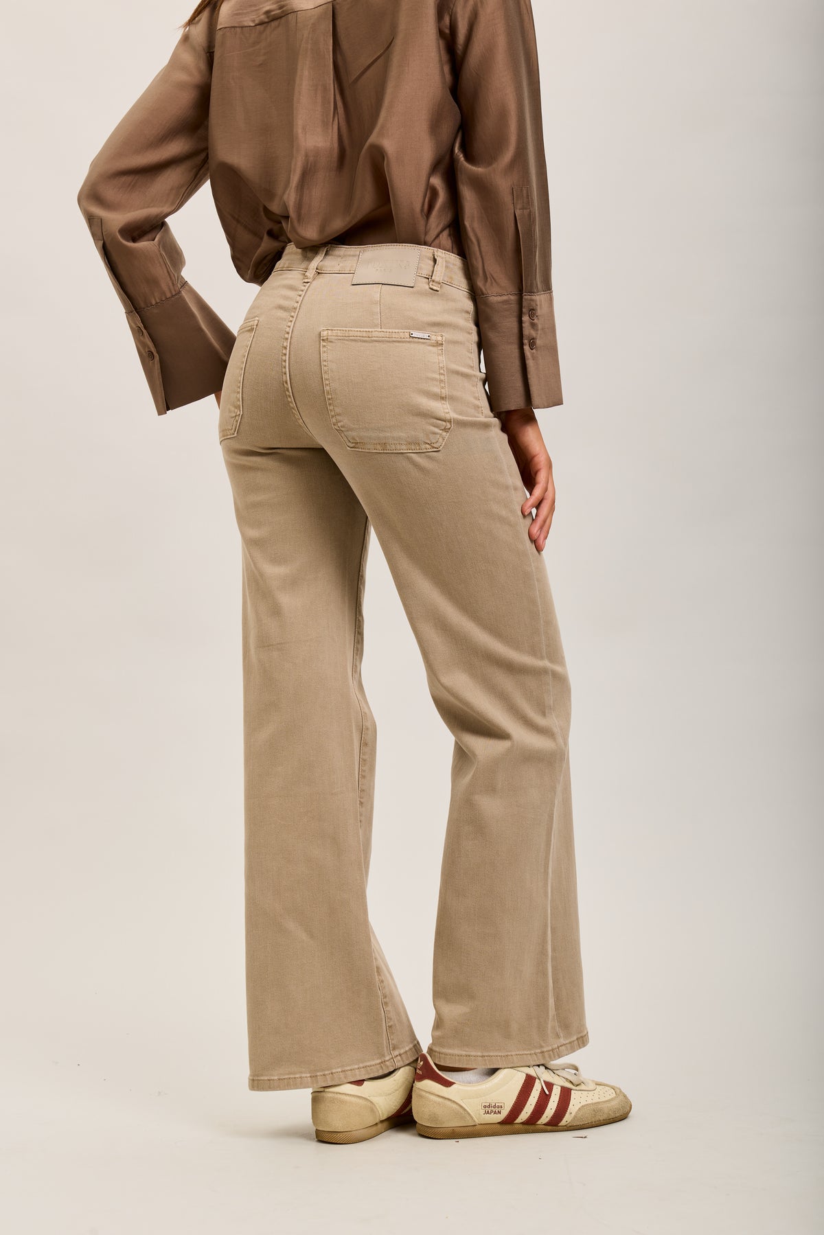 Toxik3 pantalones vaqueros anchos súper denim elásticos