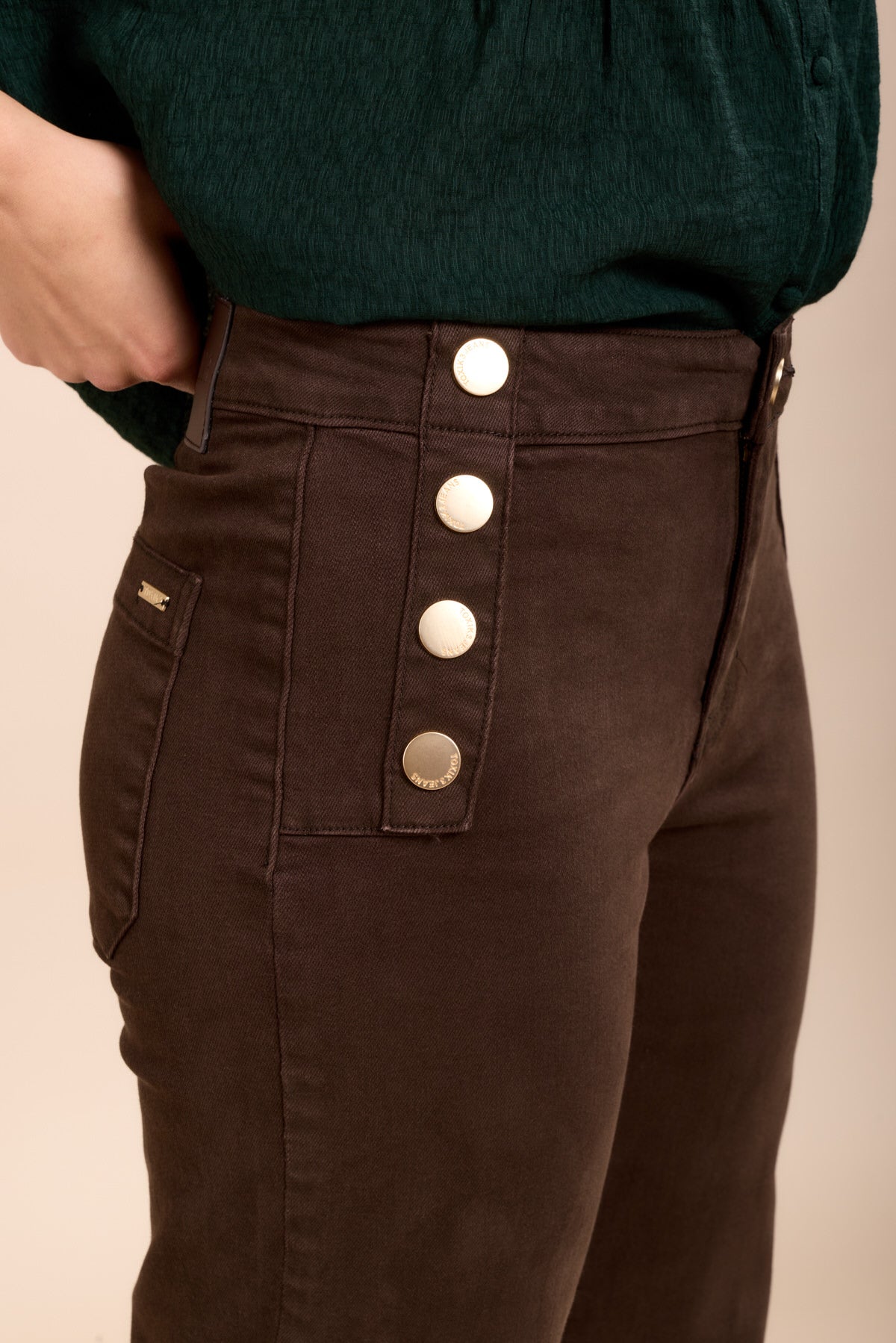 Toxik3 jean bootcut boutons dorés