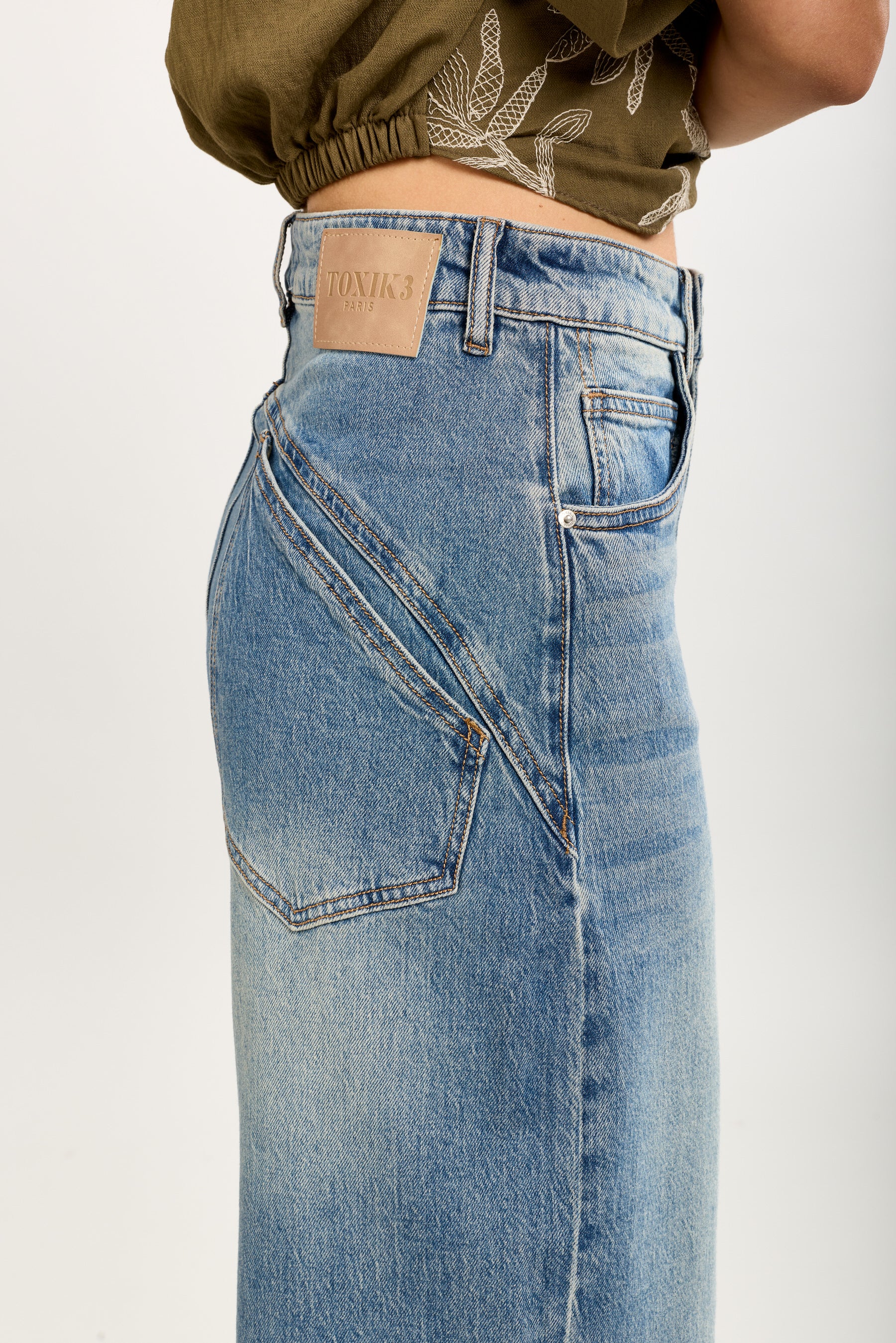 Toxik3 bermuda jean denim Lyocell délavé