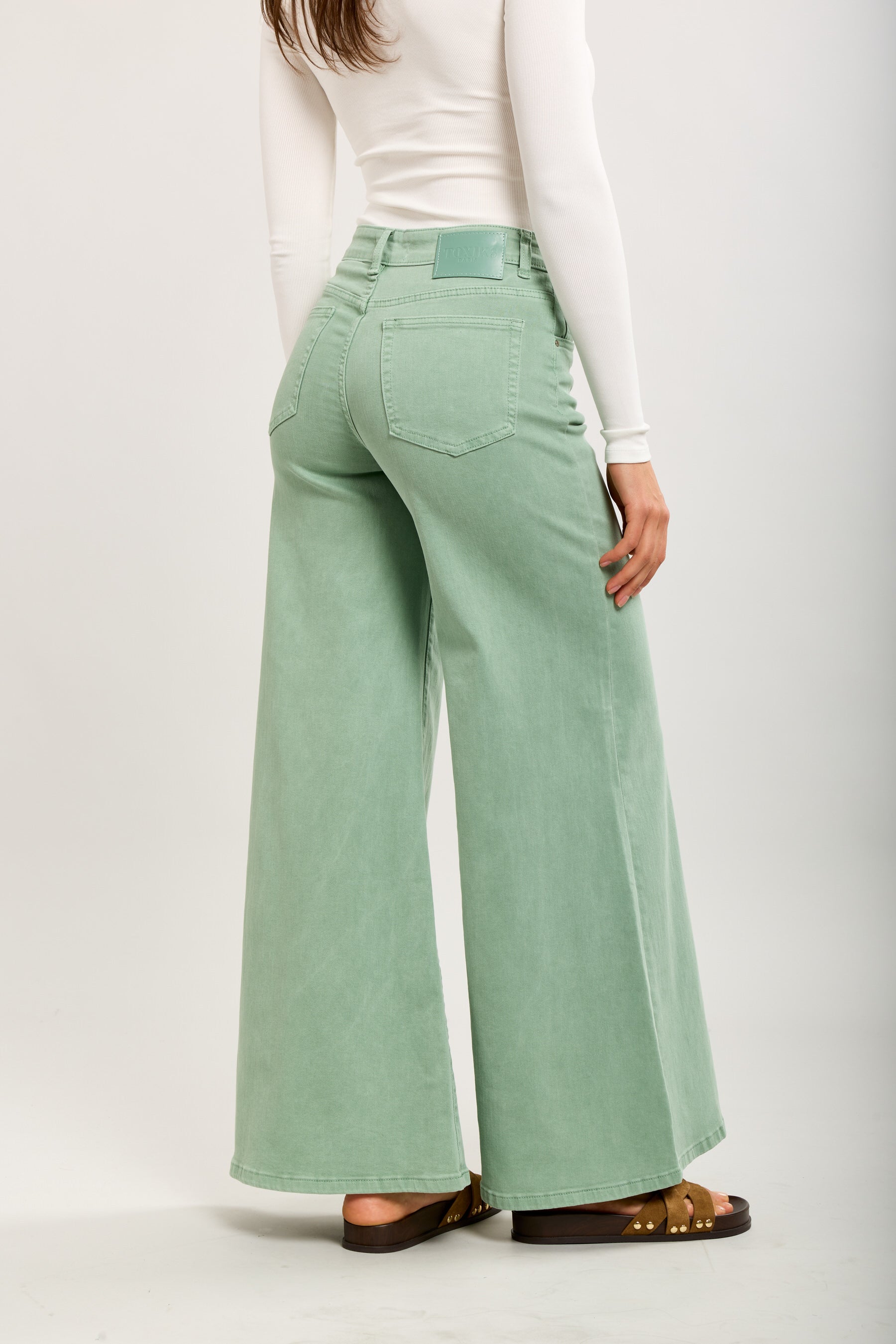 Toxik3 extra-wide stretch jean pants