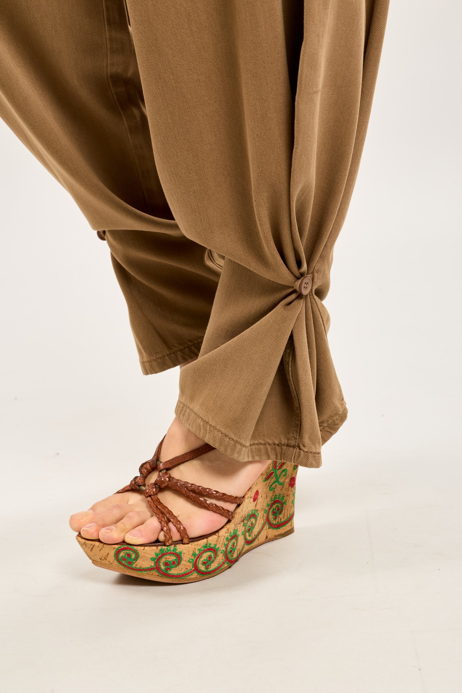 Toxik3 pantalon balloon cheville boutonnée