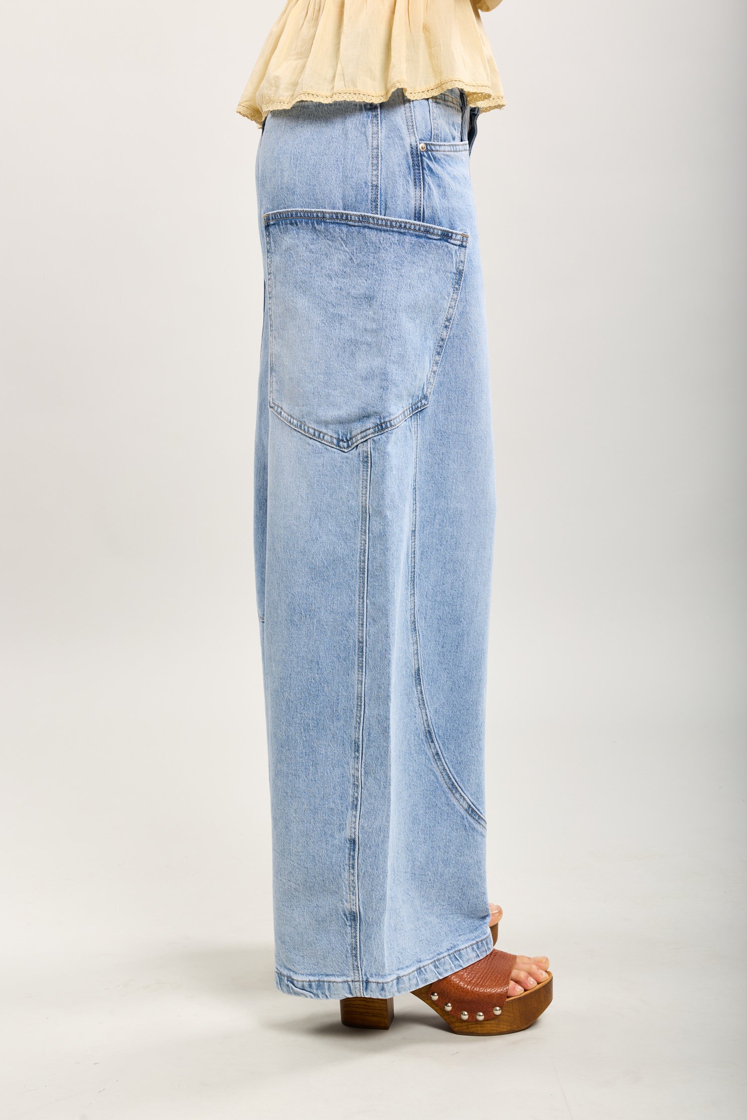 Toxik3 pantalon jean stretch balloon découpes denim