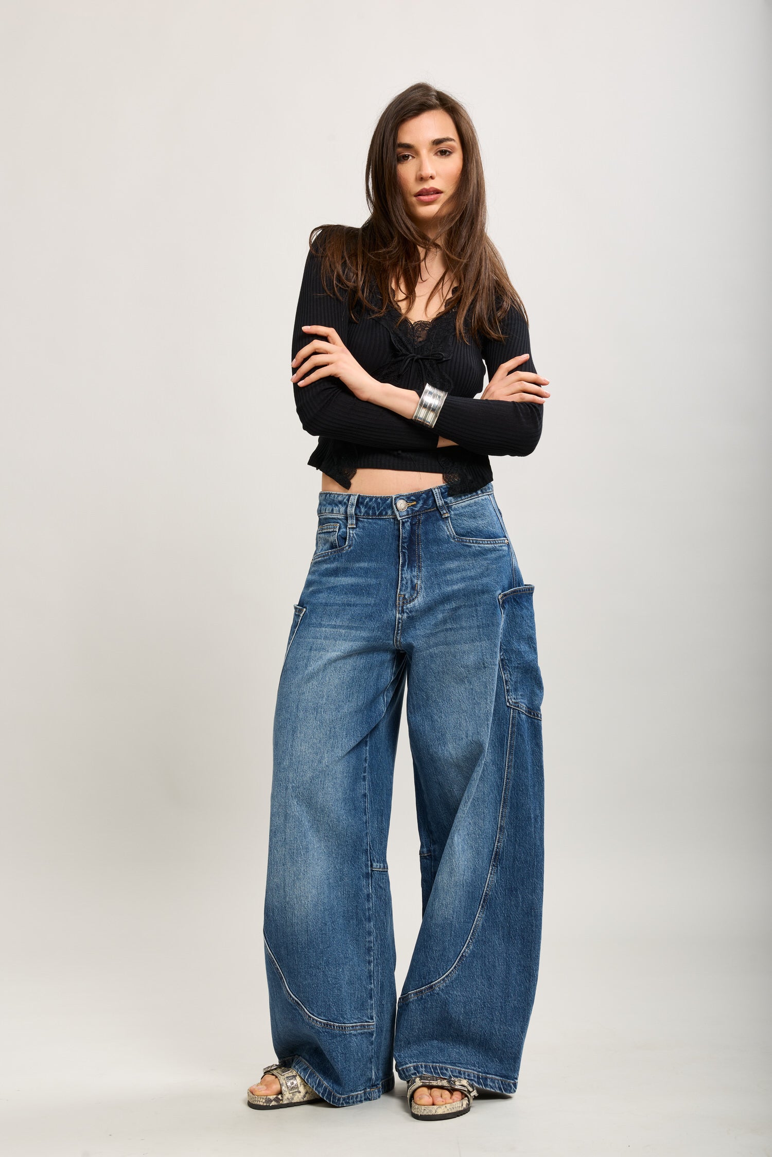 Toxik3 pantalon jean stretch balloon découpes denim