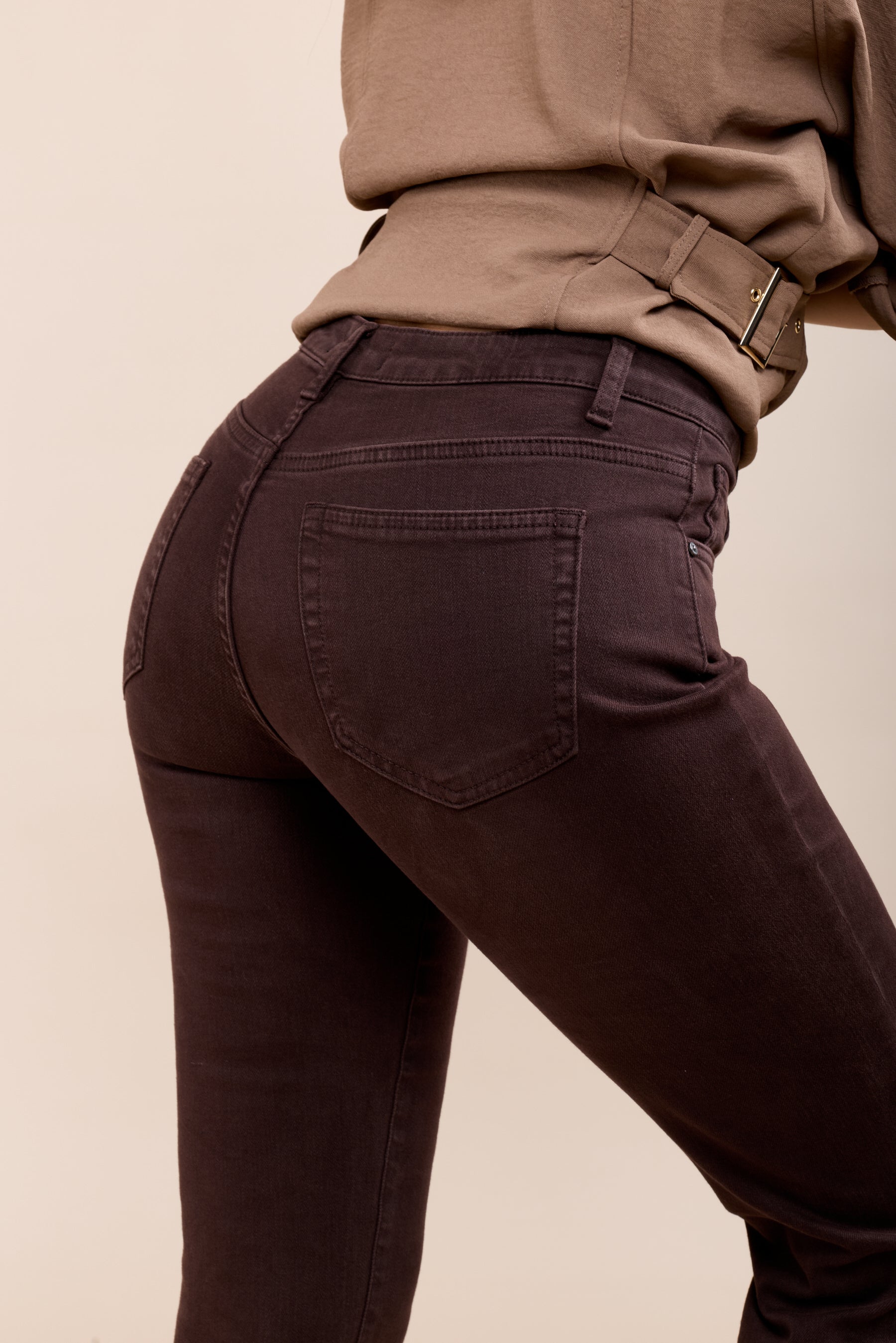 Toxik3 jean novio estiramiento con reverso minimalista