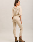 Pantalones vaqueros estilo boyfriend de denim elástico con puños minimalistas Toxik3