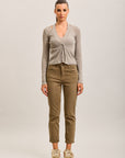 Pantalones vaqueros estilo boyfriend de denim elástico con puños minimalistas Toxik3