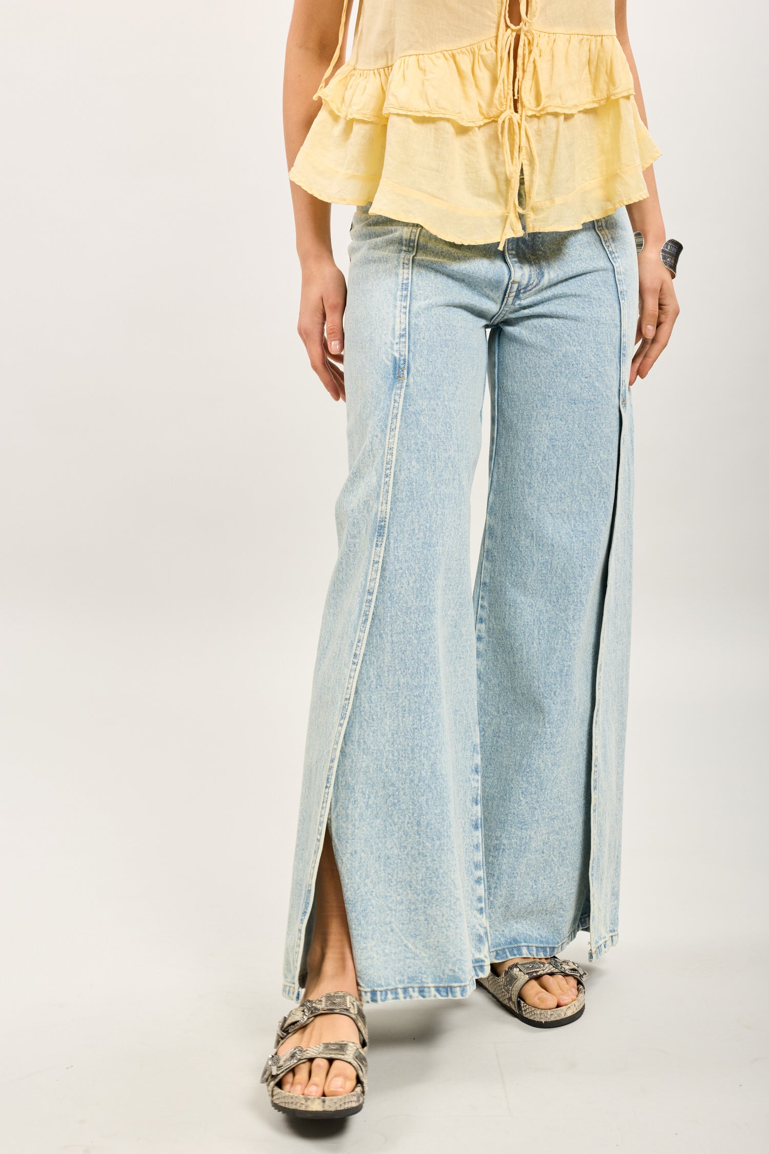 Toxik3 pantalon jean wide évasé denim jambe fendue