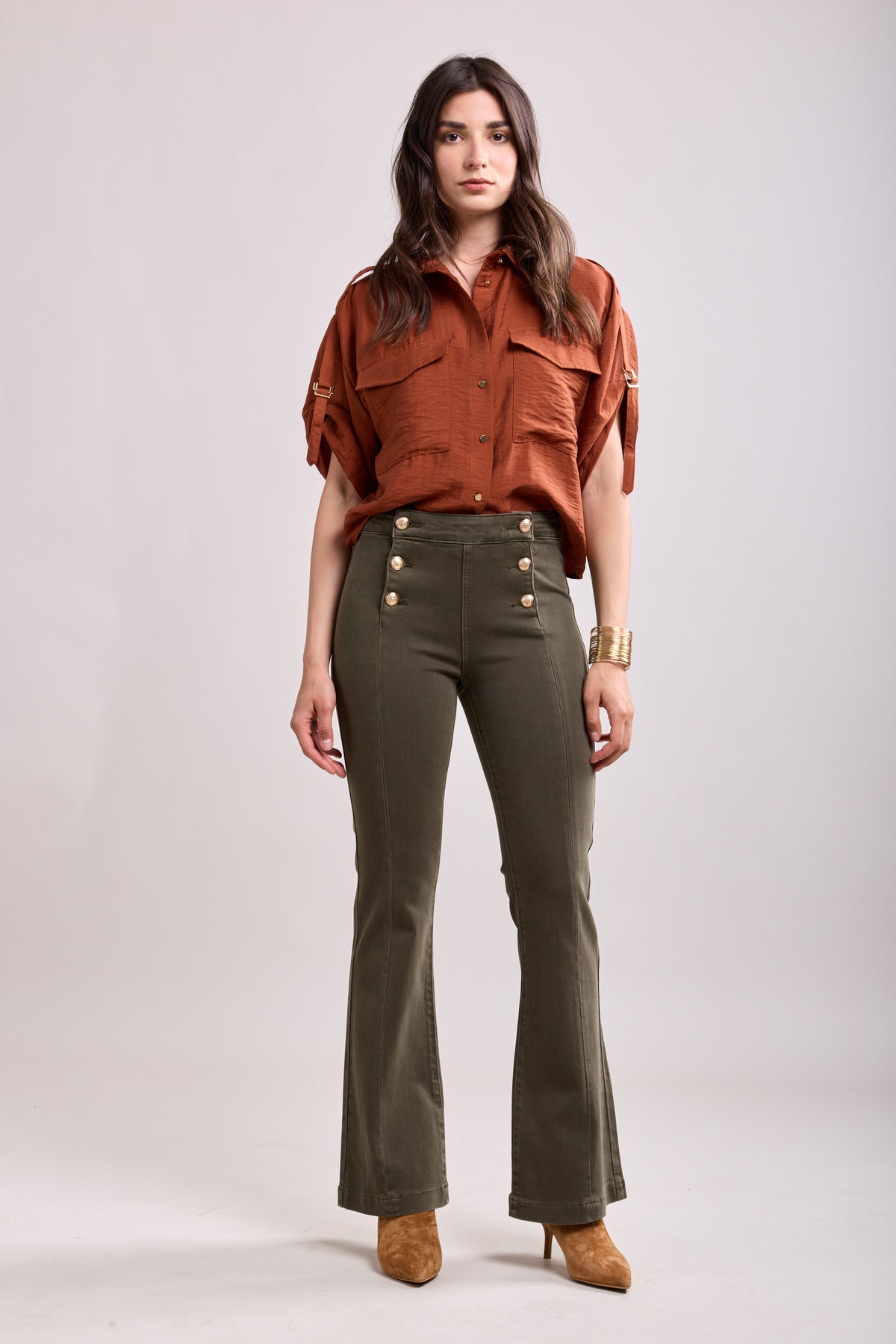 Toxik3 jean flare taille haute à pont boutons or