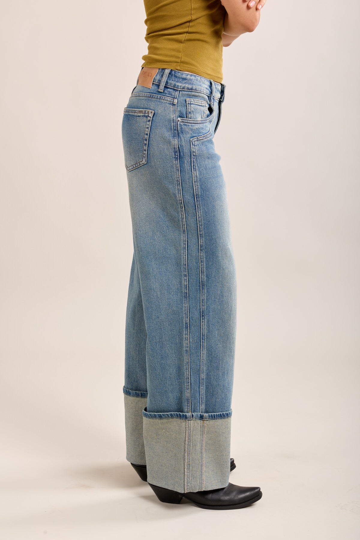 Toxik3 jean délavé wide turn-up