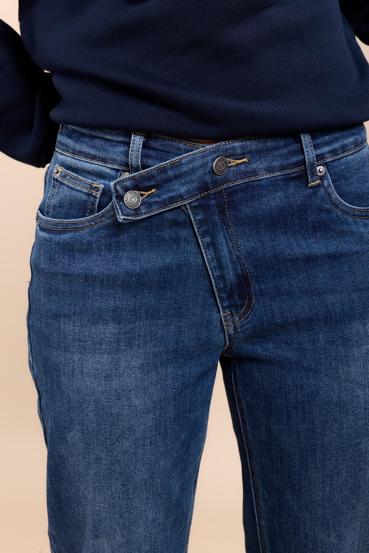 Toxik3 pantalon jean boy fermeture asymétrique