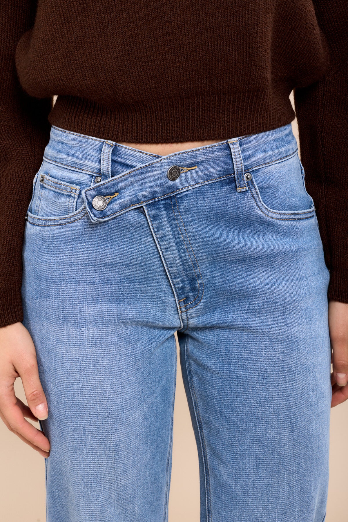 Toxik3 pantalon jean boy fermeture asymétrique