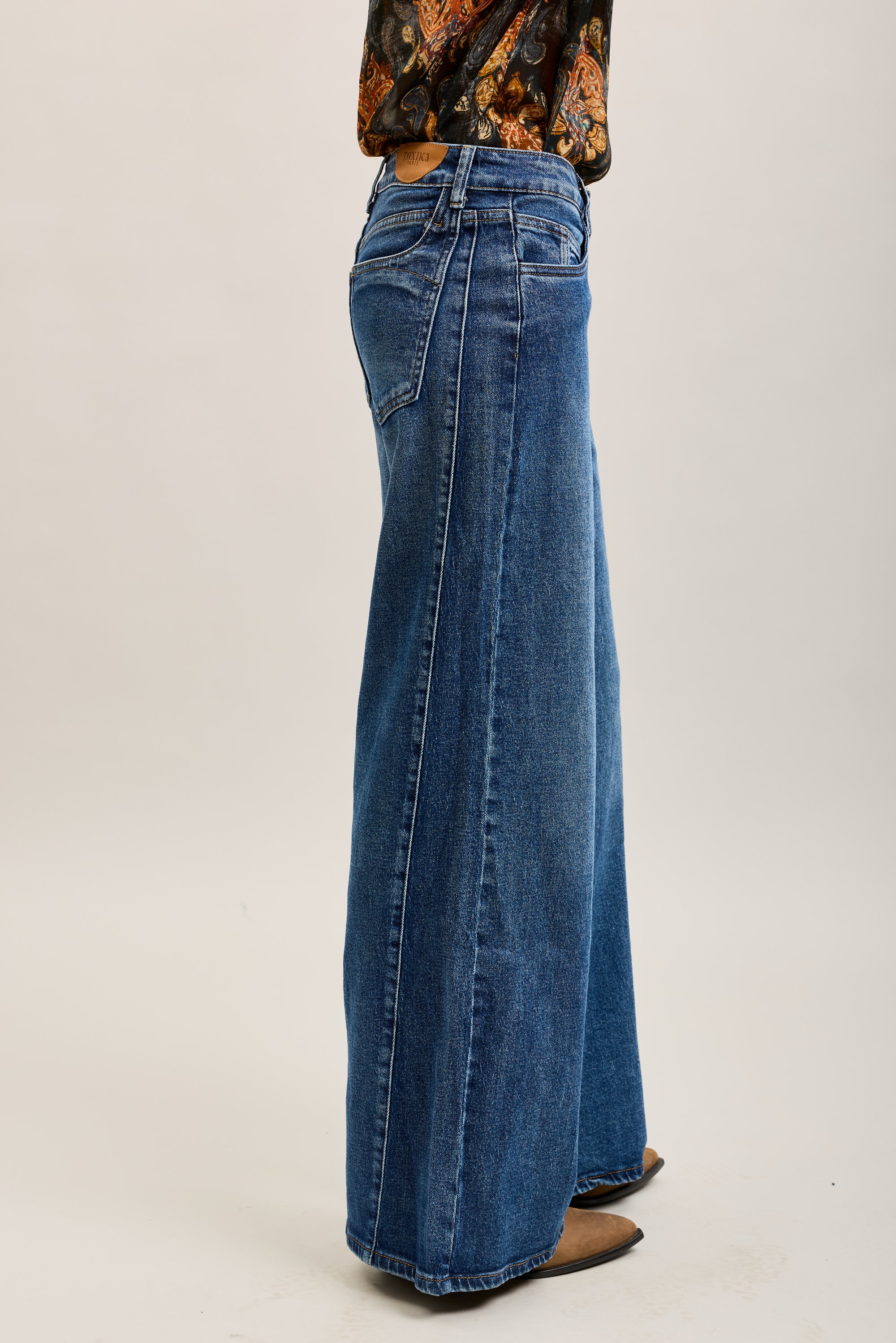 Toxik3 extra wide stretch jean pants with cutouts and pockets