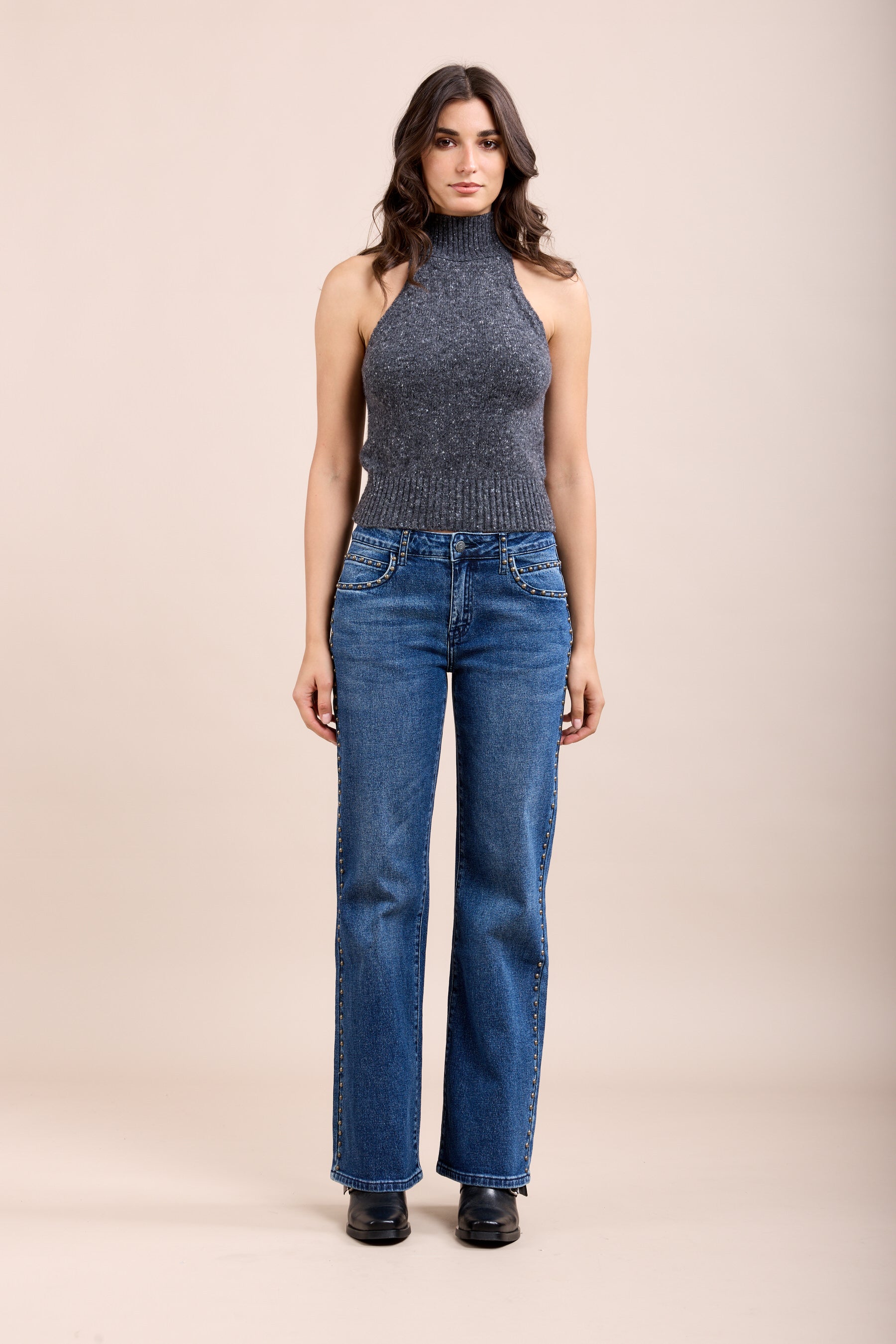 Toxik3 pantalon jean stretch droit détails clous