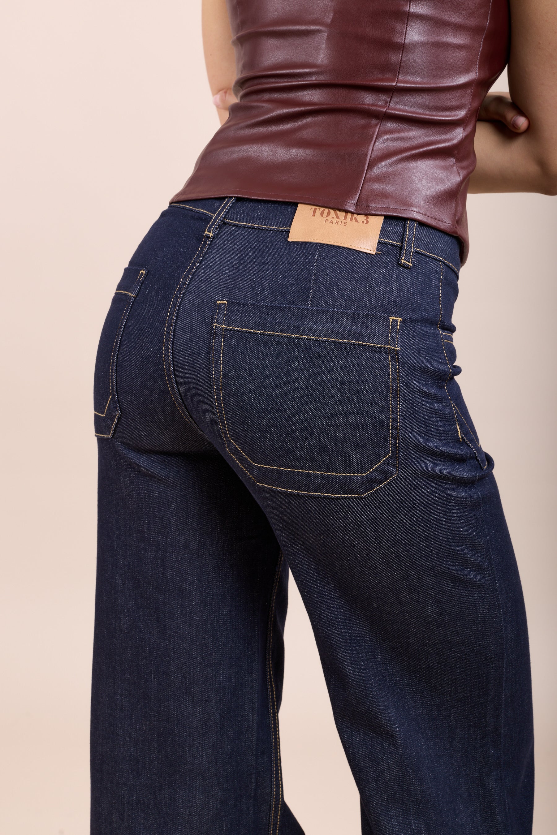 Toxik3 pantalon jean stretch wide surpiqûre jaune