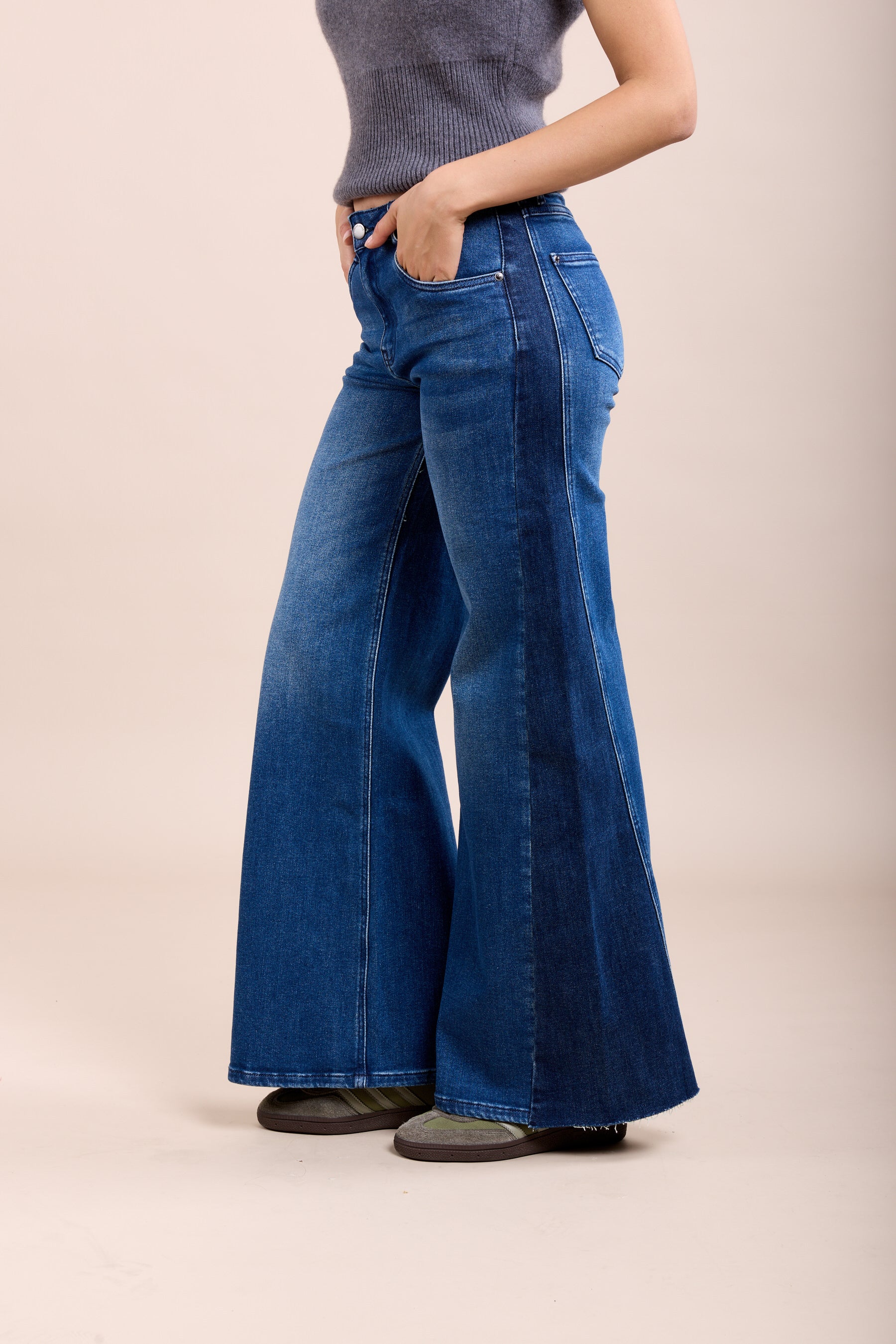 Toxik3 donkere tweekleurige stretch wijde jeansbroek