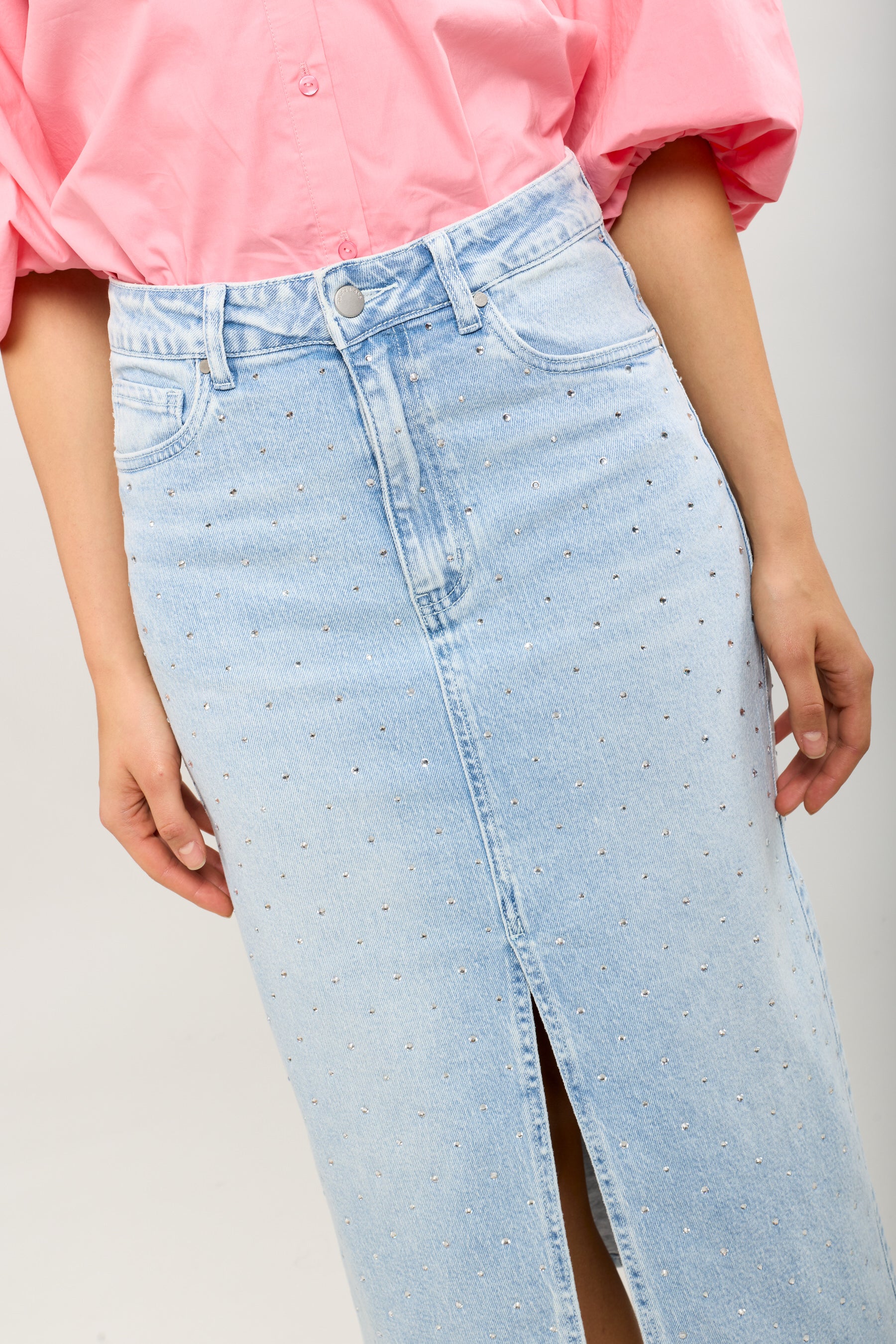 Toxik3 jupe crayon longue denim fendue incrustations strass