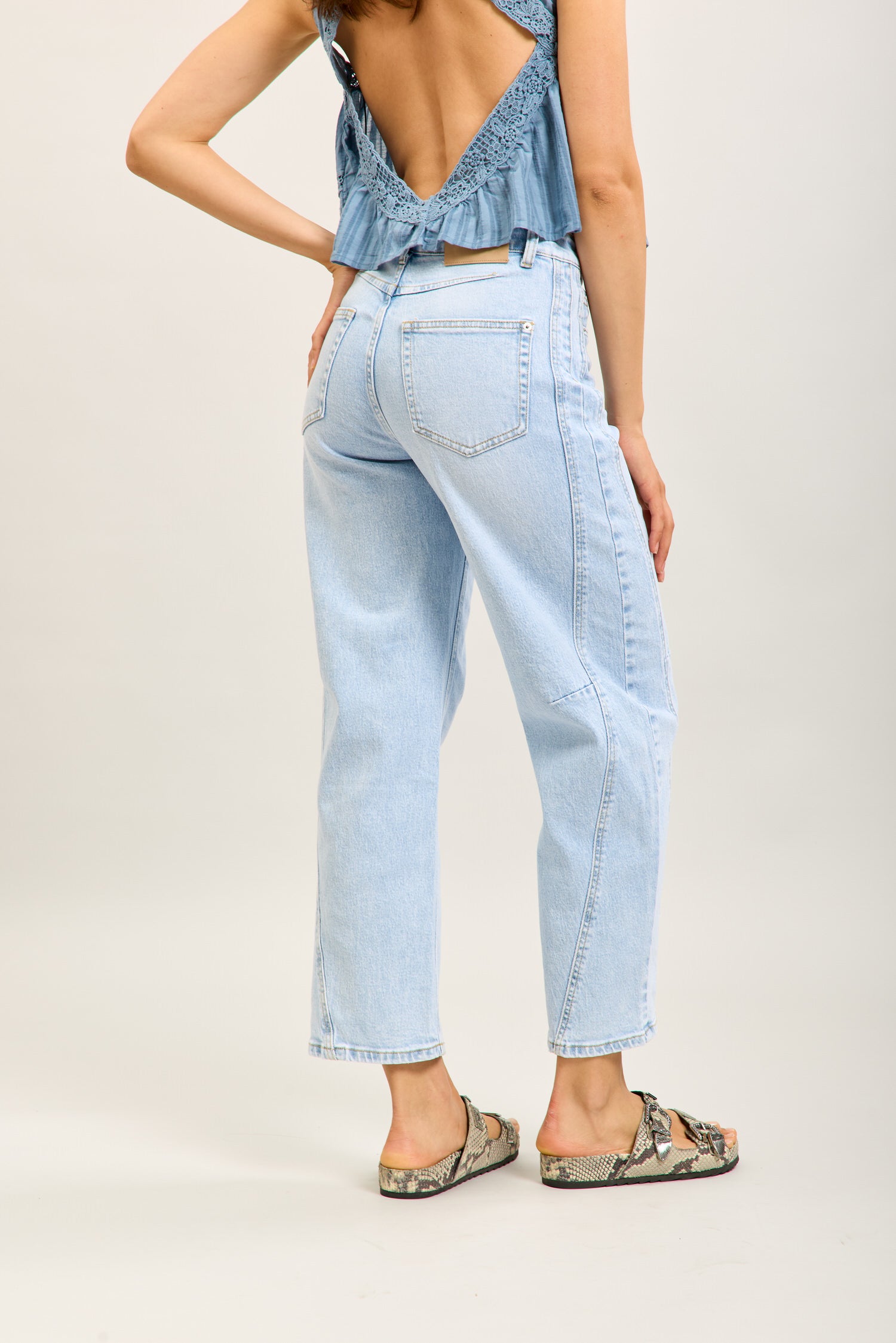 Toxik3 ballon cropped jeansbroek van stretchdenim