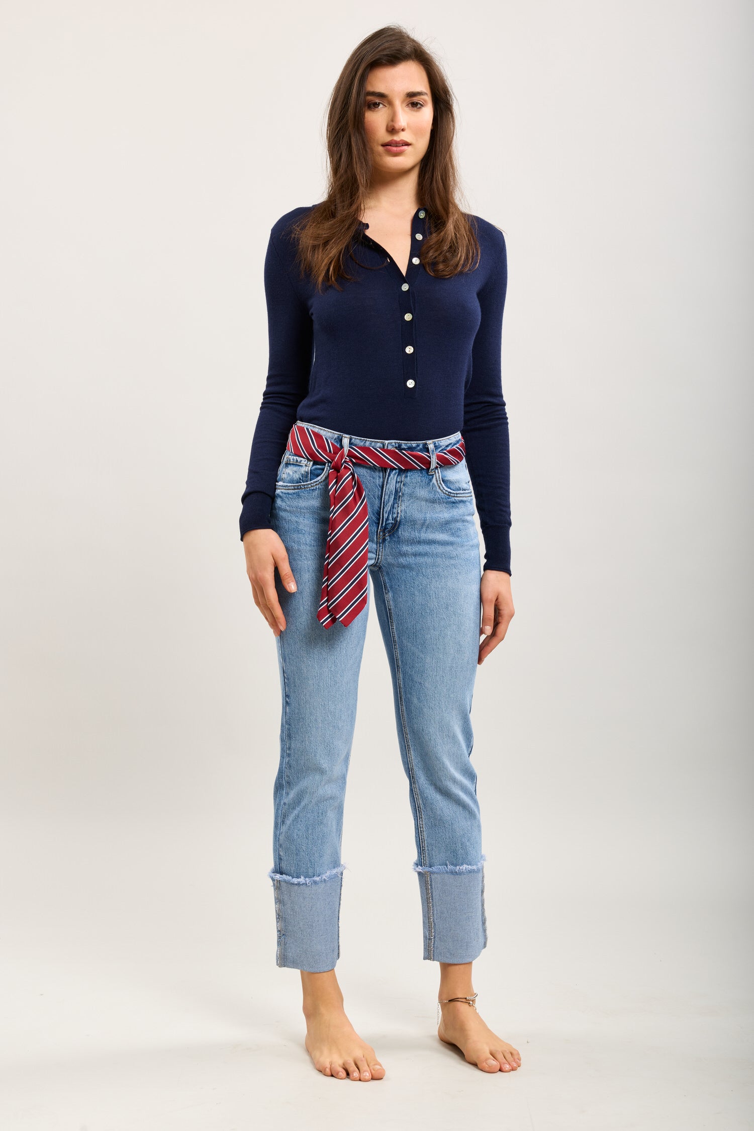 Toxik3 verkürzte, gerade Denim-Lyocell-Hose mit Bündchen-Accessoire
