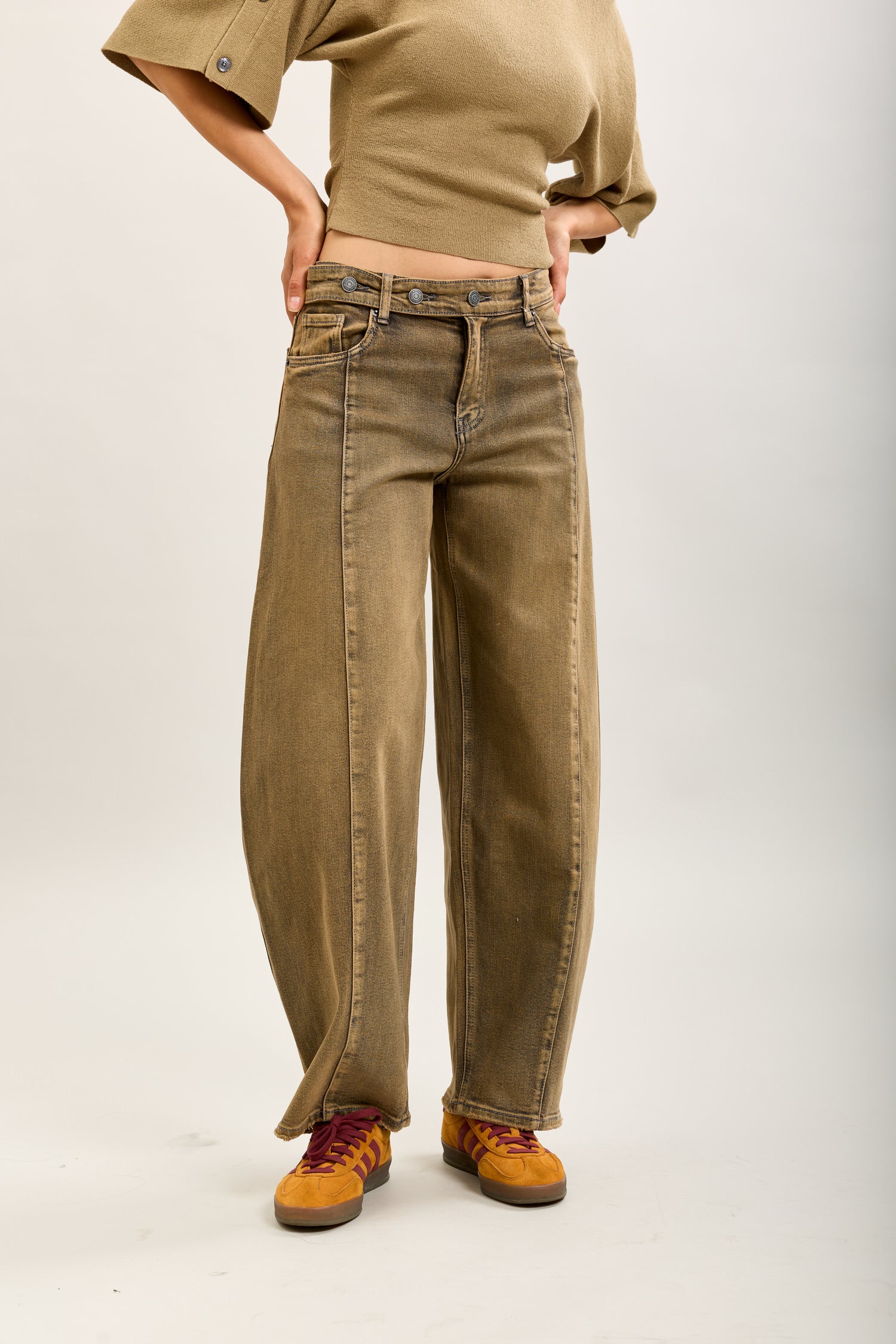 Toxik3 pantalon jean balloon denim stretch boutons à la taille