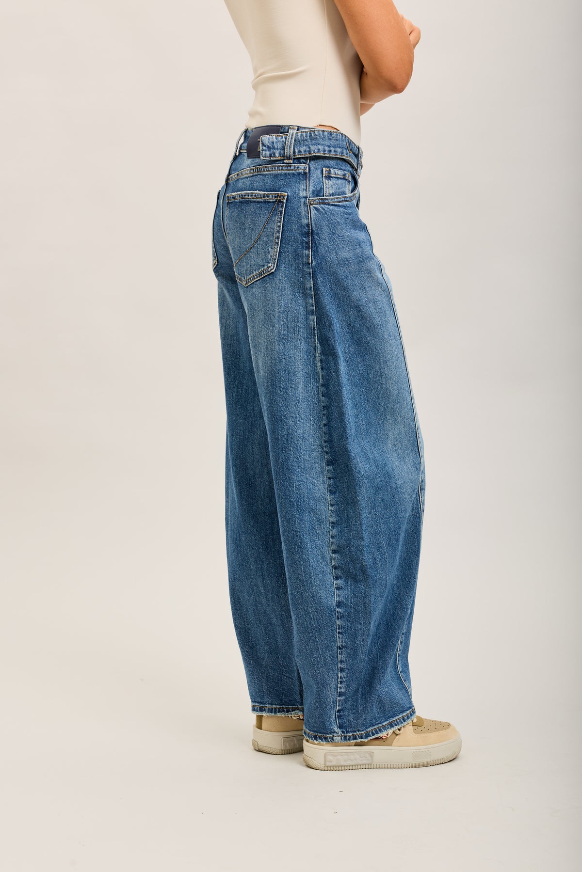 Toxik3 stretch denim balloon jean pants buttons at the waist