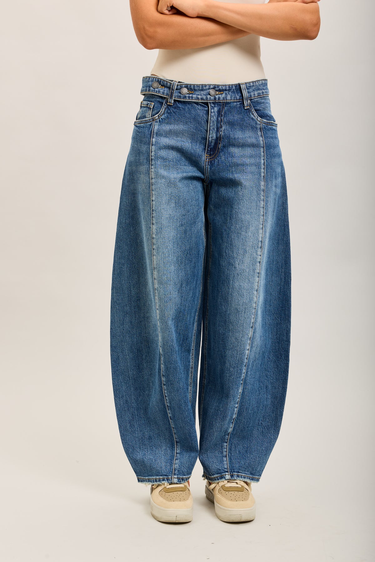 Toxik3 stretch denim balloon jean pants buttons at the waist
