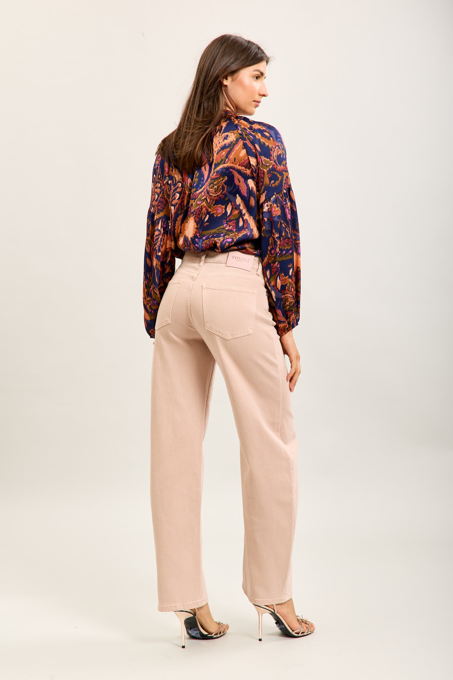 Pantalones vaqueros globo Toxik3 de denim elástico