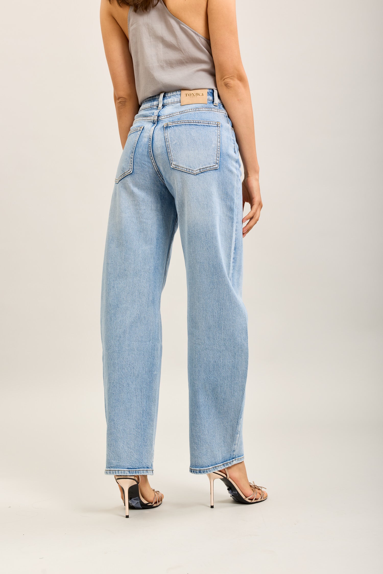 Pantalones vaqueros globo Toxik3 de denim elástico