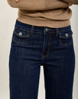 Toxik3 stretch denim flare jeansbroek met zakken met knopen