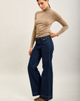 Toxik3 stretch denim flare jeansbroek met zakken met knopen