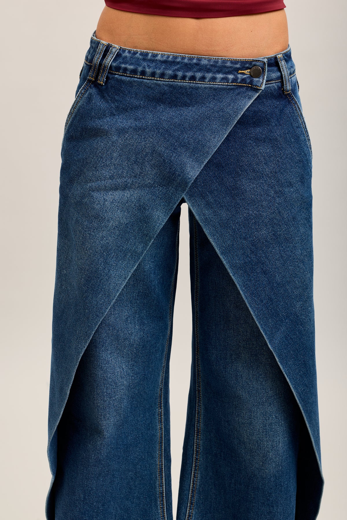 Toxik3 pantalones vaqueros extra anchos asimétricos de denim elástico