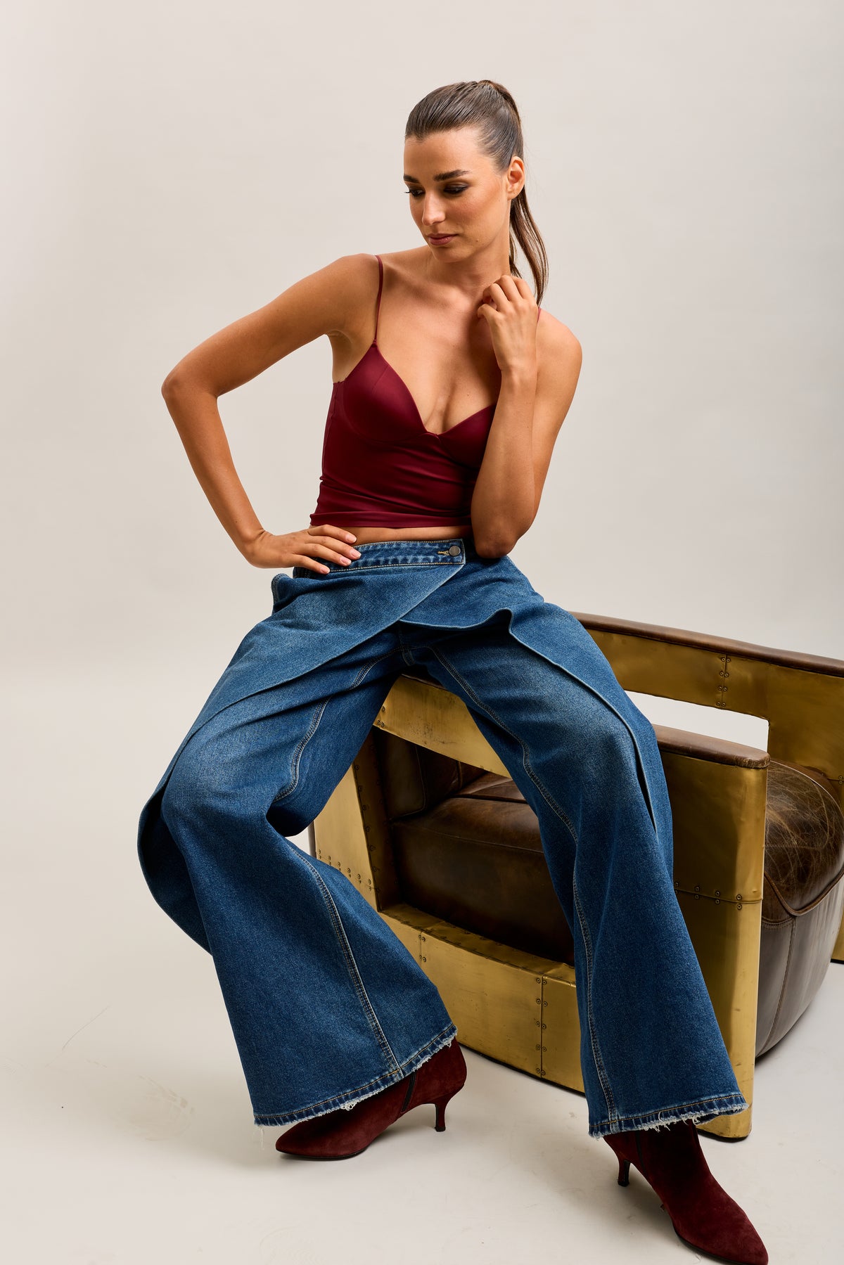 Toxik3 pantalones vaqueros extra anchos asimétricos de denim elástico