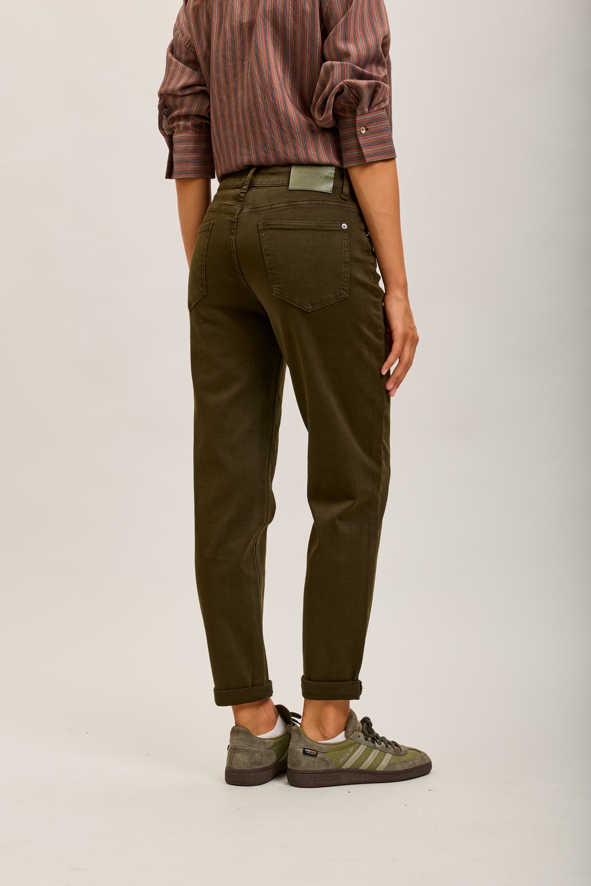 Toxik3 pantalon jean mom cropped denim stretch ourlet
