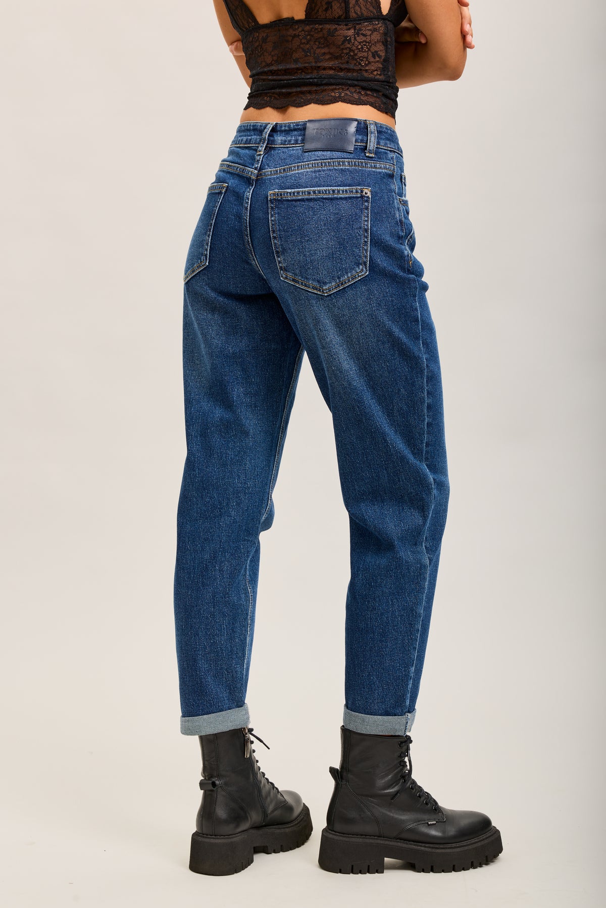 Toxik3 pantalon jean mom cropped denim stretch ourlet