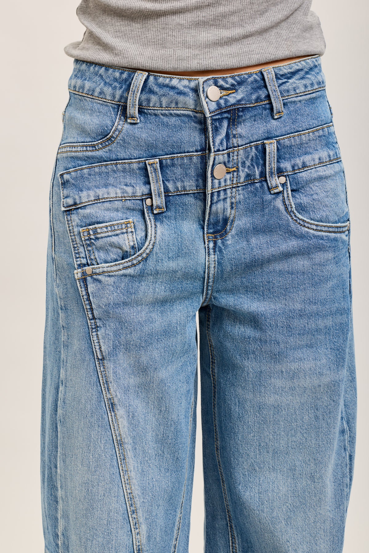 Toxik3 pantalon jean balloon Lyocell asymétrique